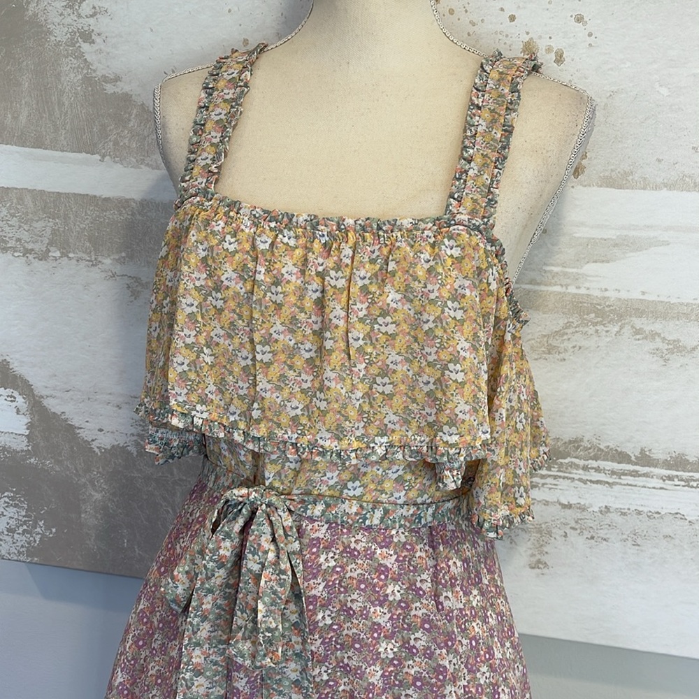 Storia Layered Ruffle Floral Dress - Picture 3 of 8